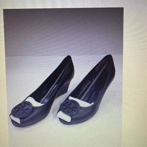 Tory Burch Sally Wedges 7.5